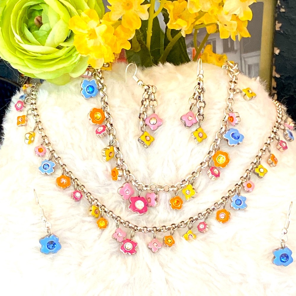 🛍Treat You Time🛍 is your wardrobe, spring ready? Come on in and shop🛍️ - Picture 15 of 16